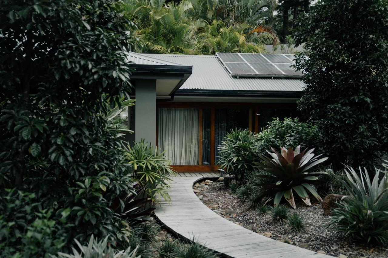 Cape Byron Retreat (Adults Only) Villa Байрън Бей Екстериор снимка