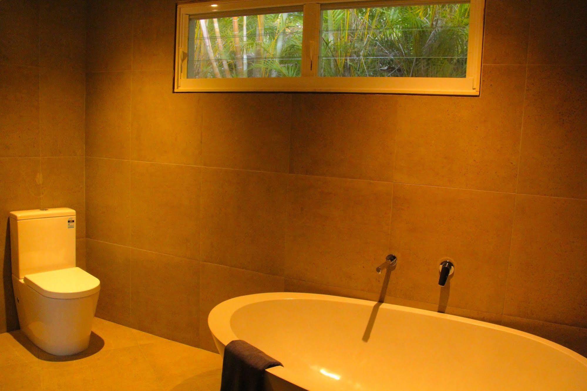 Cape Byron Retreat (Adults Only) Villa Байрън Бей Екстериор снимка